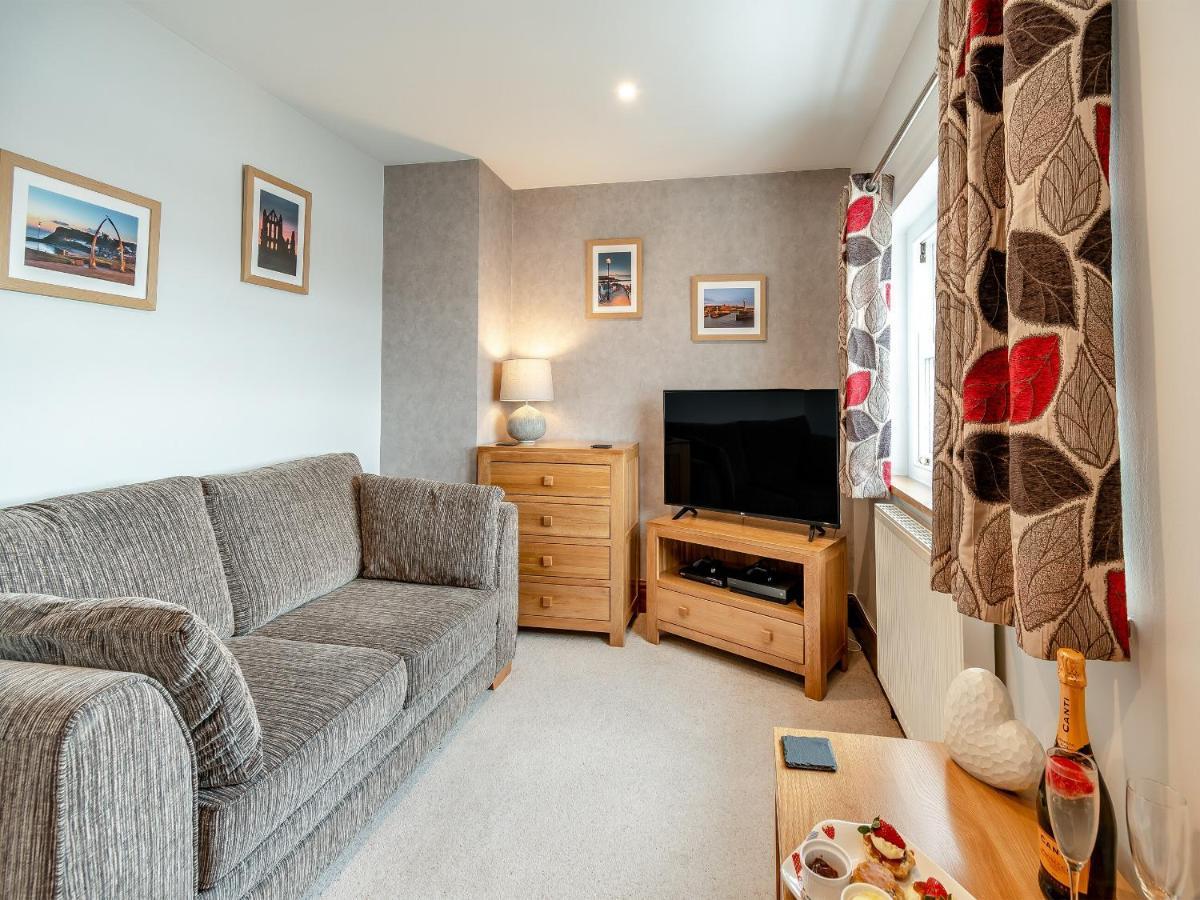 Nans Cottage - Uk43350 Whitby Bagian luar foto